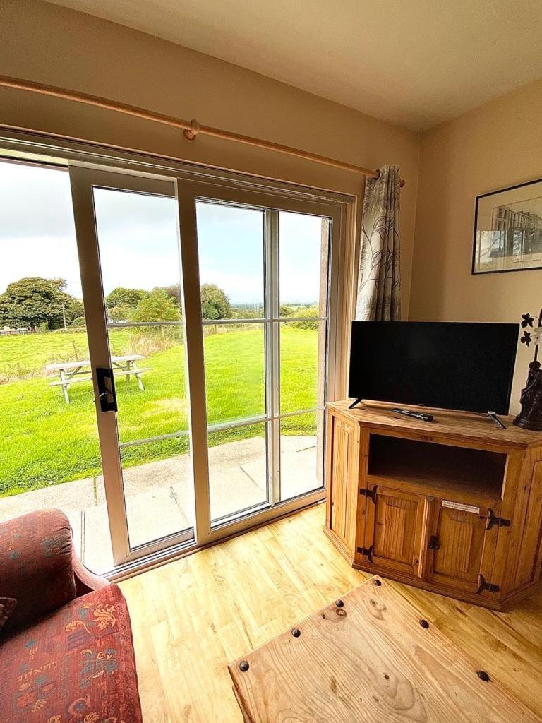 Quiet Farm Bungalow Enniskillen Fermanagh Exteriör bild